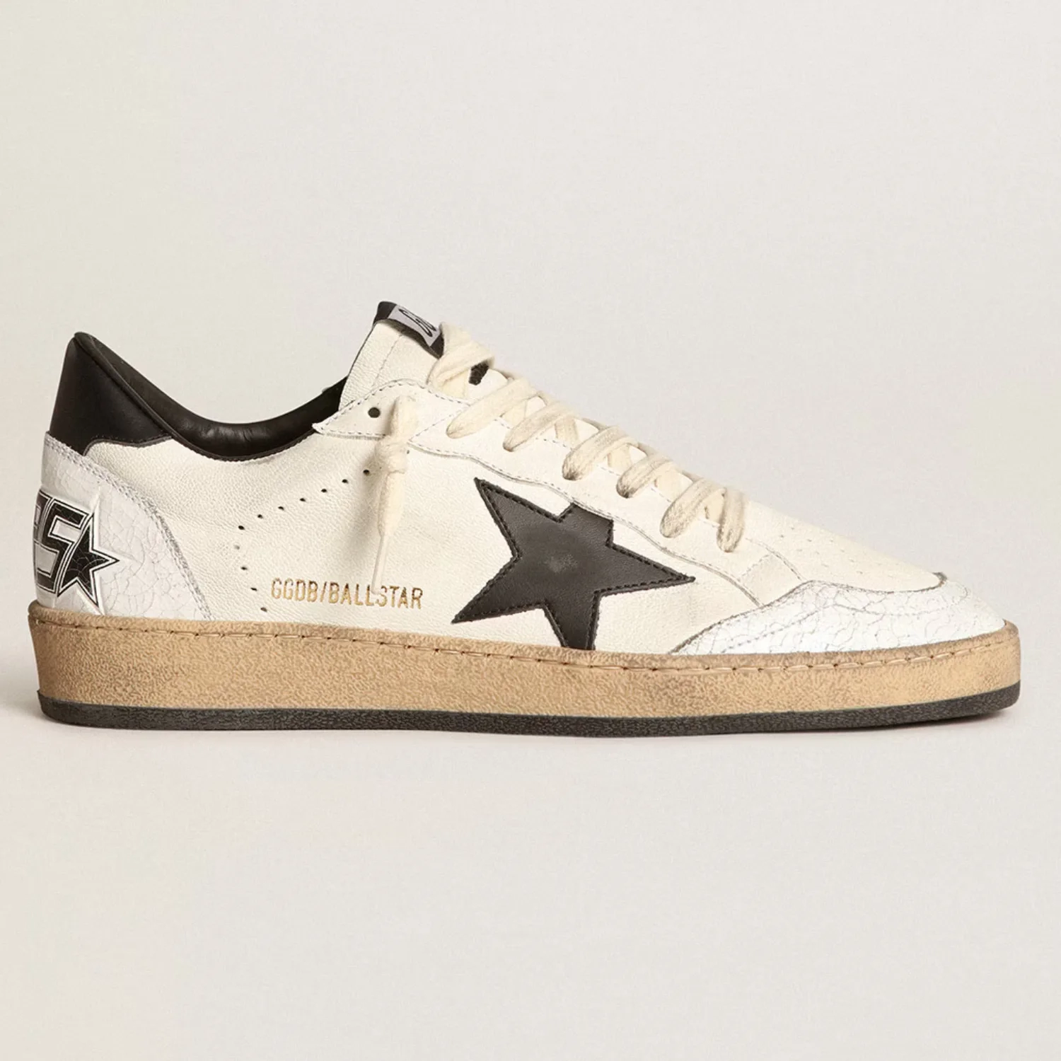 Womens Ball Star in nappa with black star and black heel tab